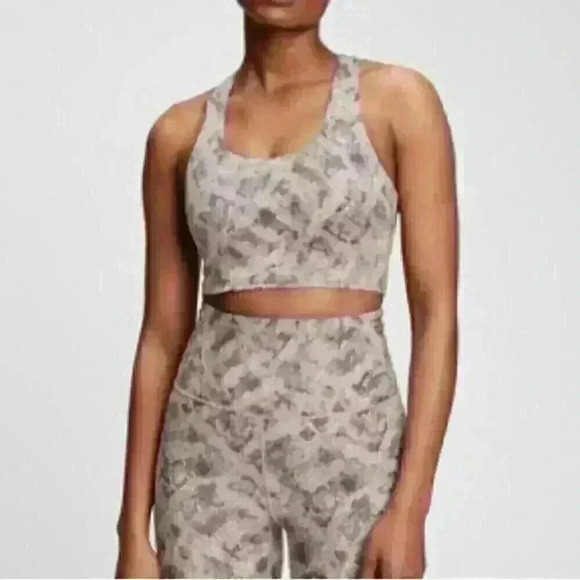 Gap Fit Eclipse Sports Bra - Picture 1 of 5